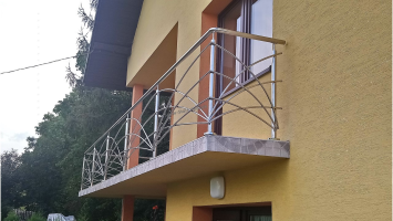 Spaw-Stal Friedrich-balustrady, bramy, zadaszenia-stal nierdzewna i czarna