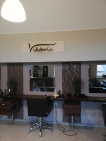 STUDIO FRYZJERSKIE "VIKTORIA"