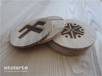 Podkładki z litego drewna z grawerem słowiańskie symbole