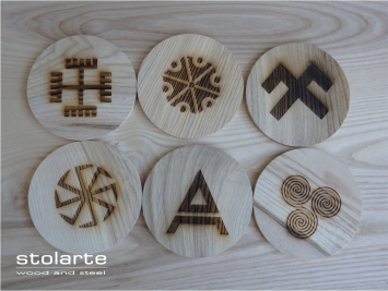 Podkładki z litego drewna z grawerem słowiańskie symbole